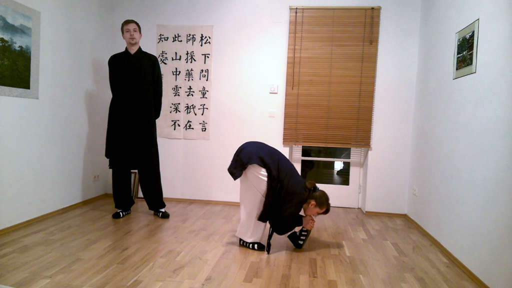 Chin to Toe Beginner Stretching